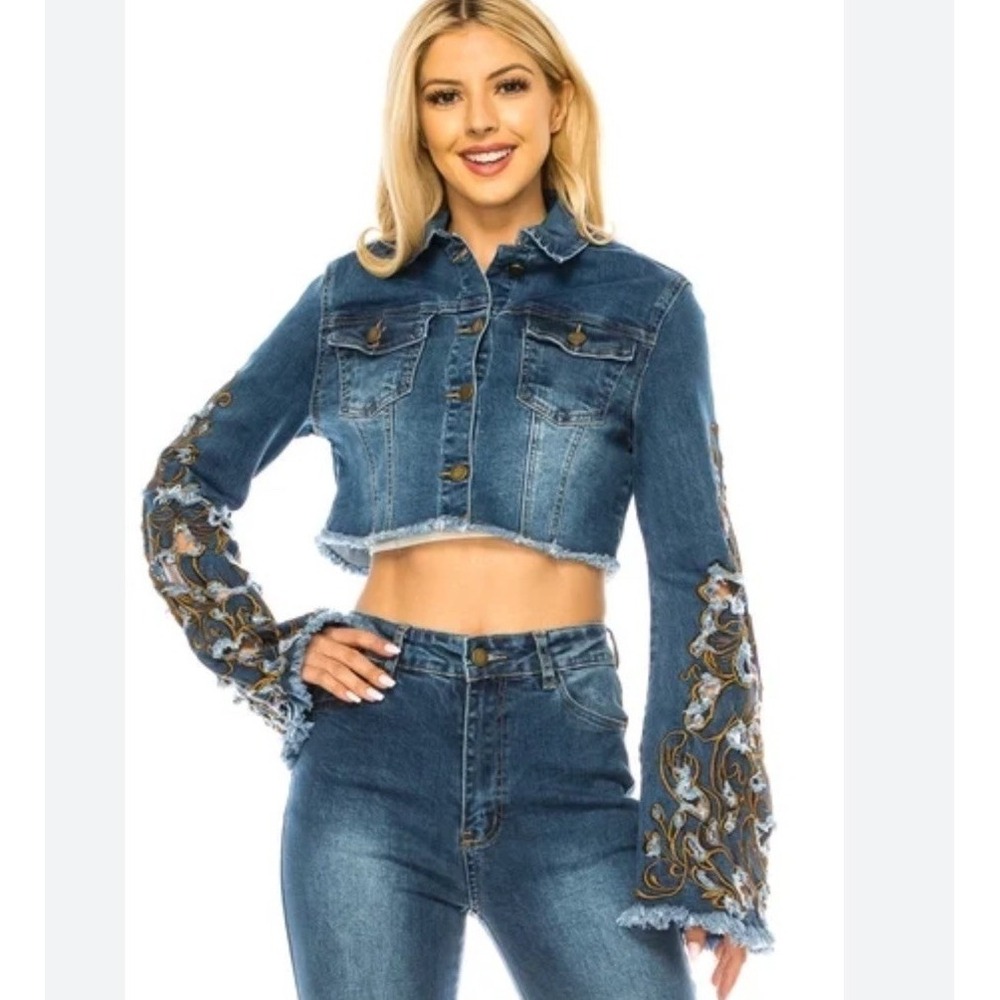 PURPLE CANDY‎ Womens Size Medium M Embroidered Denim Crop Jacket Bell Slv Hippie
